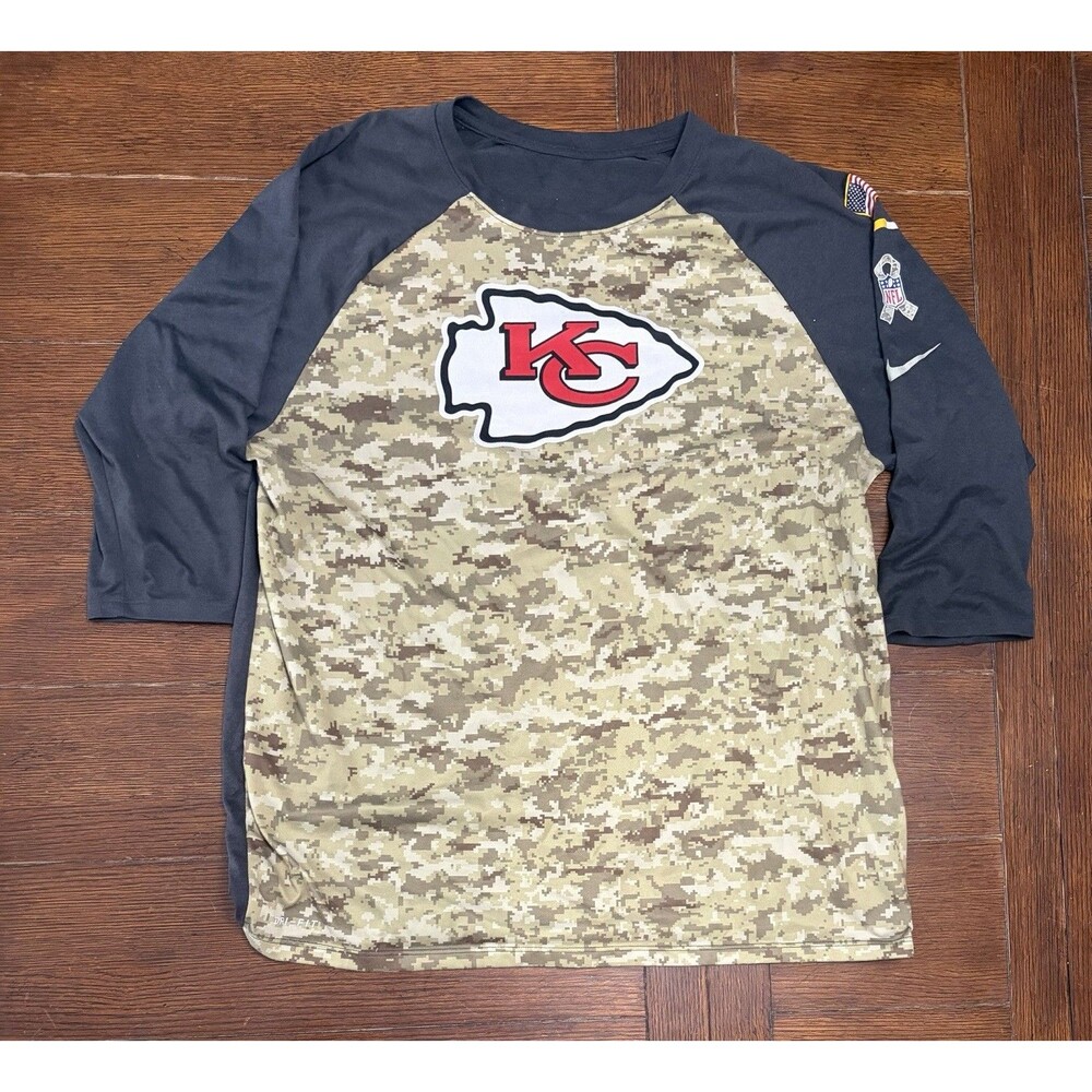 Women’s Kansas City Chiefs Nike Size XL Salute To Service Long Sleeve Shirt